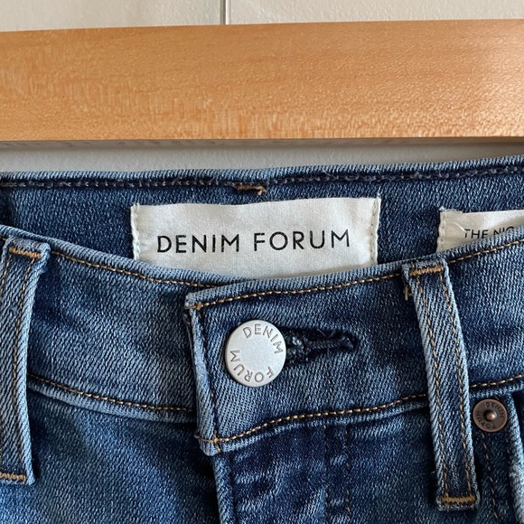 Aritzia Denim Forum The Nico Mid Crop Cropped, Mid-rise Skinny Jean Size 24 - Picture 5 of 9